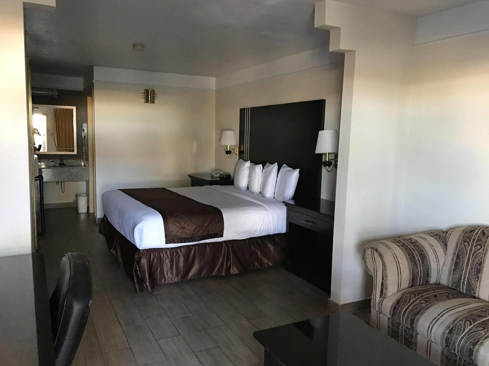 Texas Inn & Suites Pharr/San Juan Kültér fotó