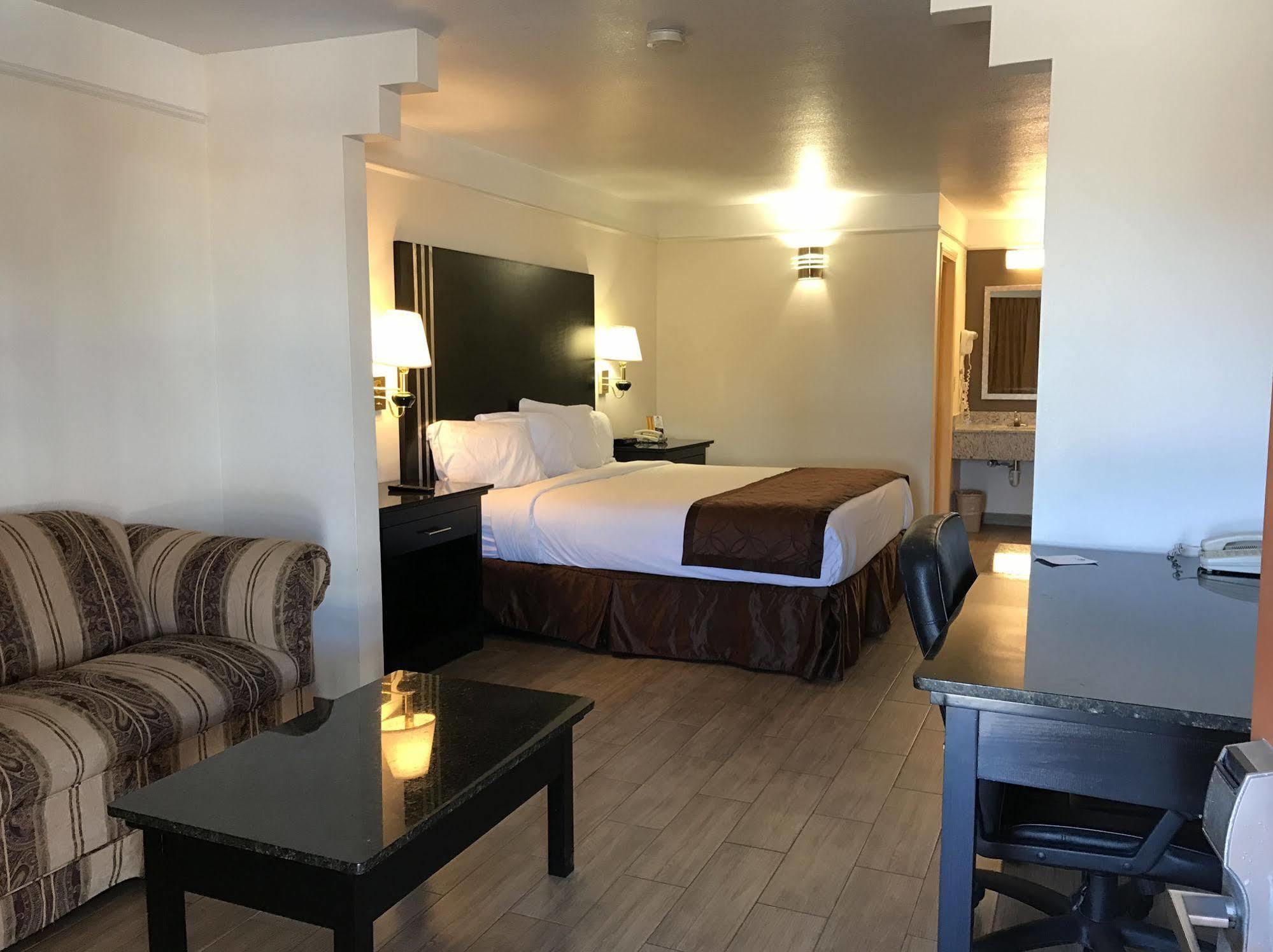 Texas Inn & Suites Pharr/San Juan Kültér fotó